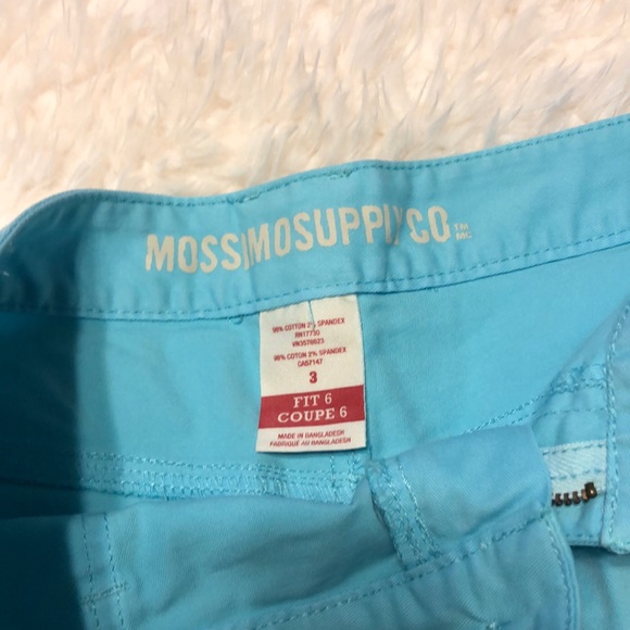 Mossimo turquoise shorts size 3 - Picture 3 of 3